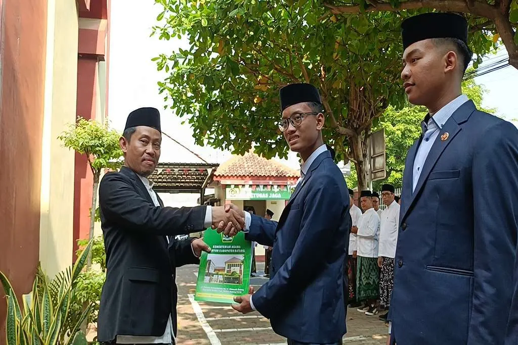 Pemprov Kalbar Dorong Pesantren Cetak Santri Melek Teknologi dan Berjiwa Wirausaha