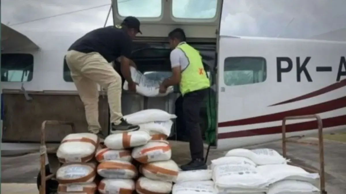Badan Nasional Penanggulangan Bencana (BNPB) terus mengintensifkan Operasi Modifikasi Cuaca (OMC) untuk membantu penanganan kebakaran hutan dan lahan (karhutla) di sejumlah wilayah Sumatera dan Kalimantan.